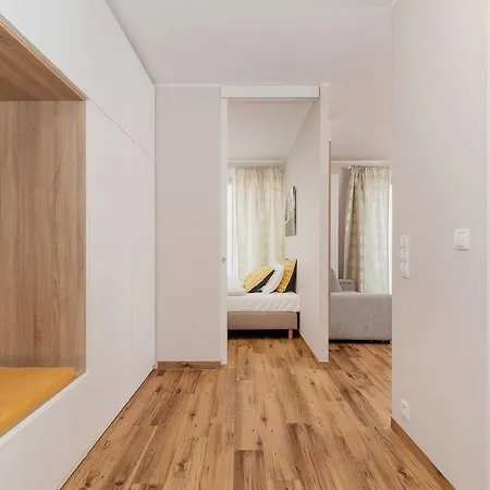 Apartment 150m To The Old Market Square Dominikanska By Renters Poznan