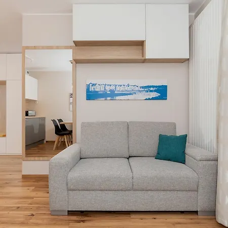 150m To The Old Market Square Dominikanska By Renters *
