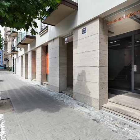 150m To The Old Market Square Dominikanska By Renters Apartment Poznan